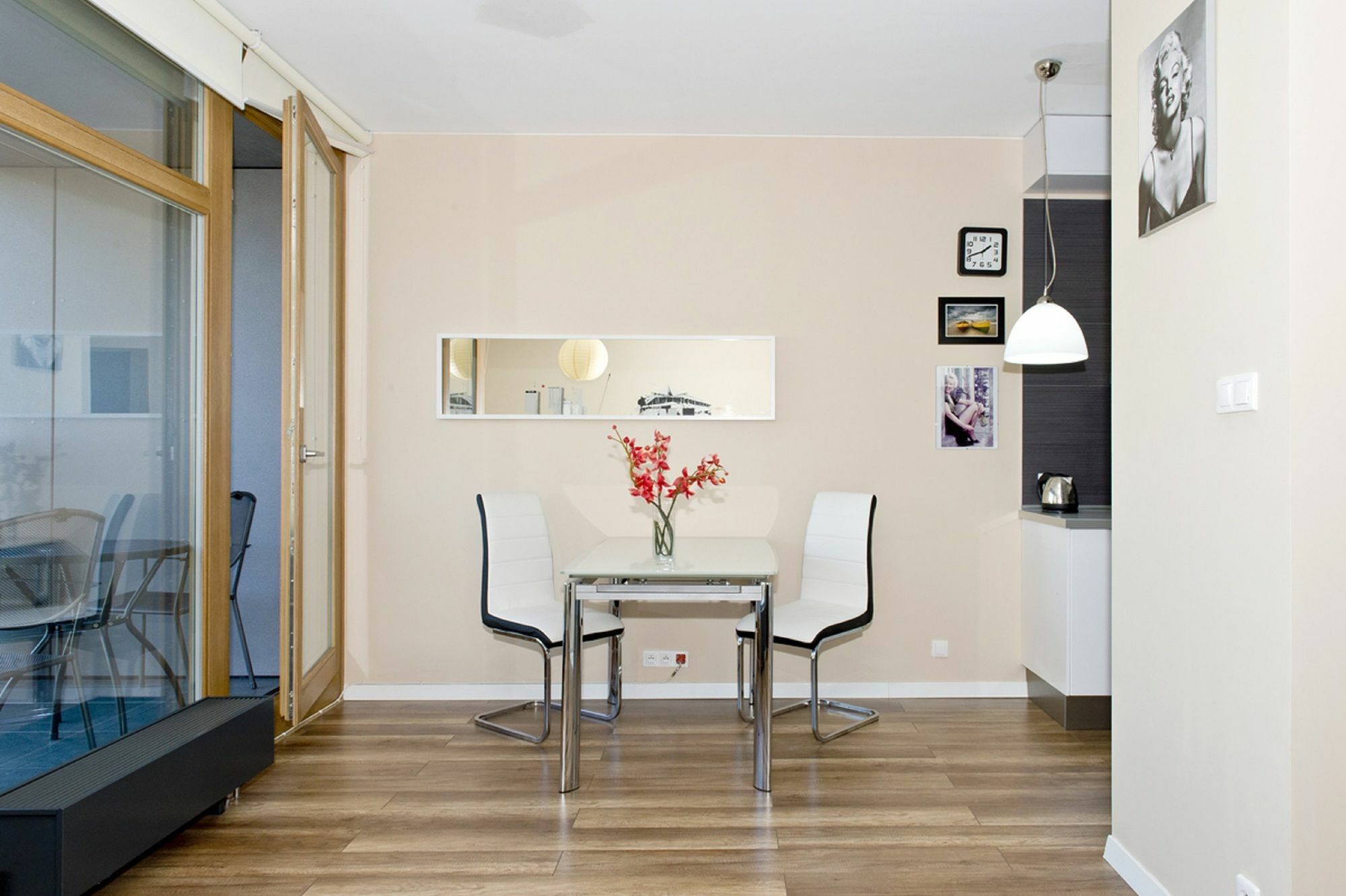 Warsaw Design Apartments ภายนอก รูปภาพ